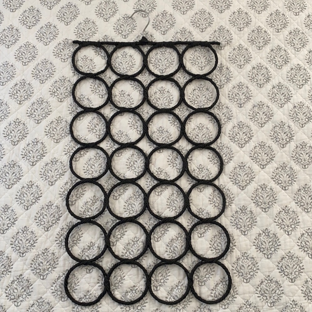 28-Ring Scarf/Tie/Belt Compartment, Closet Organizer, Space Saver, Organize